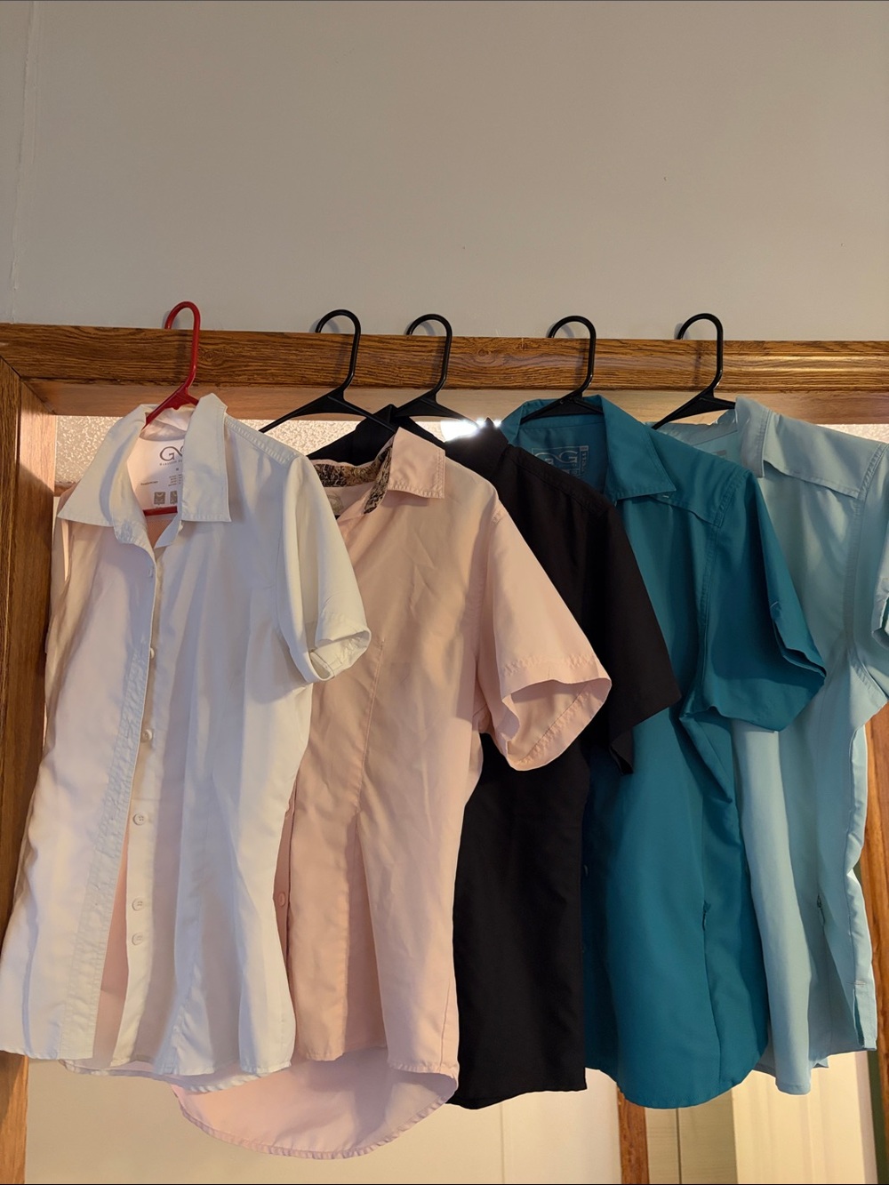 Men's Short-Sleeve Button-Up Shirt - White, Light Pink, Black, Teal, Light Blue